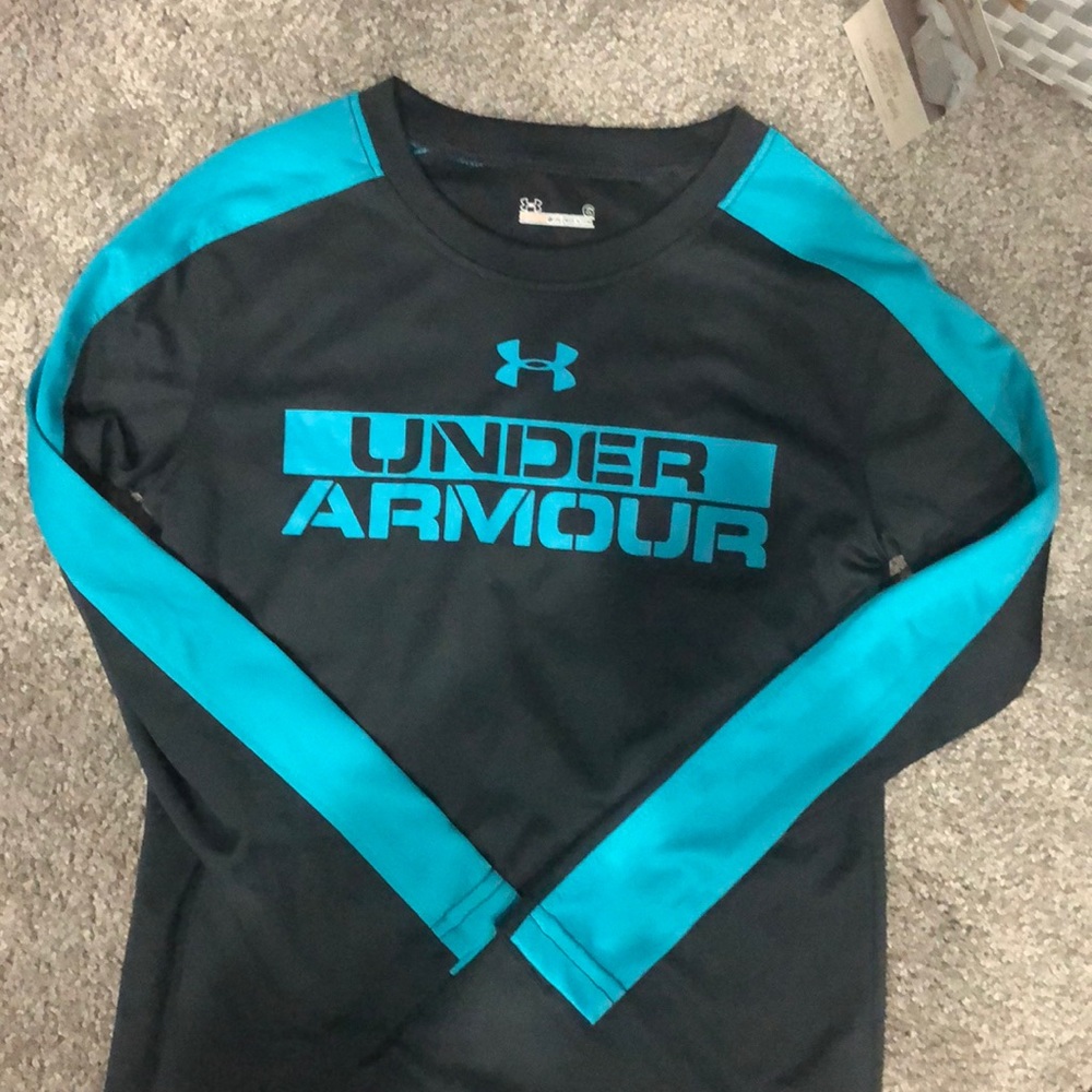 Under Armour long sleeve shirt